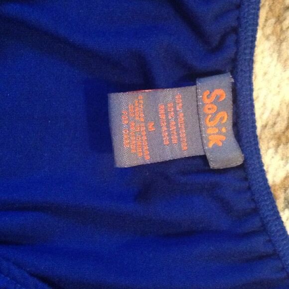 Ladies royal blue 👗 in size medium from So Sik - Picture 5 of 7